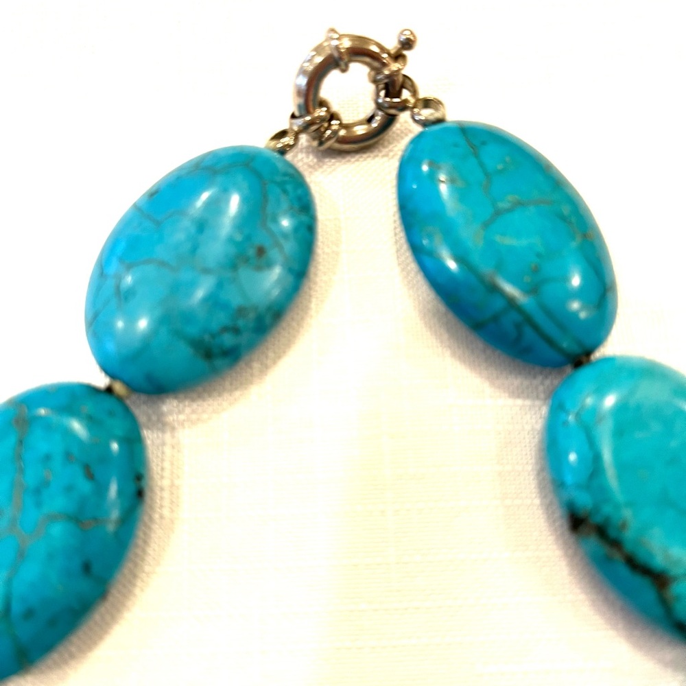 Vintage ~ Turquoise Flat Oval Stones ~ Large Necklace with Spring Clasp - Picture 6 of 11